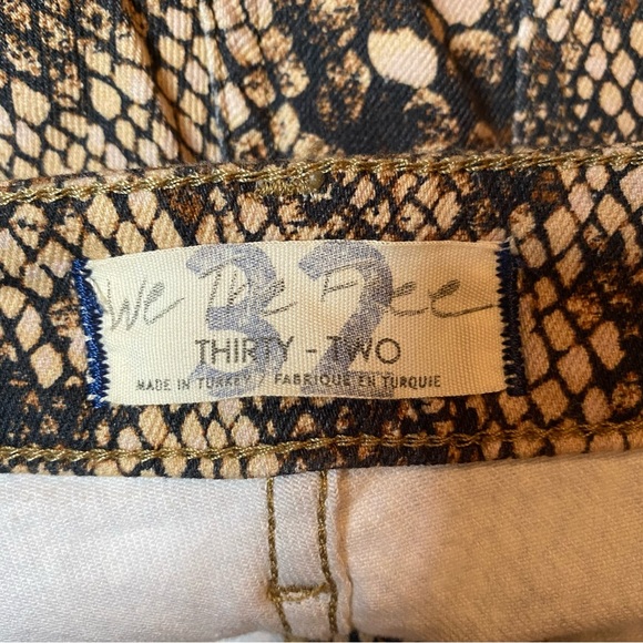 Free People high waisted denim legging jeans - Picture 8 of 10